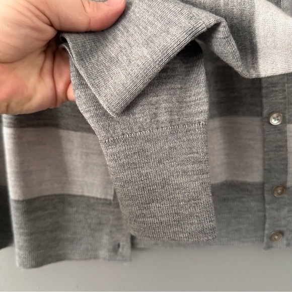 Banana Republic 100% Merino Wool Button Down Lightweight Cardigan | Light + Dark - Picture 4 of 8